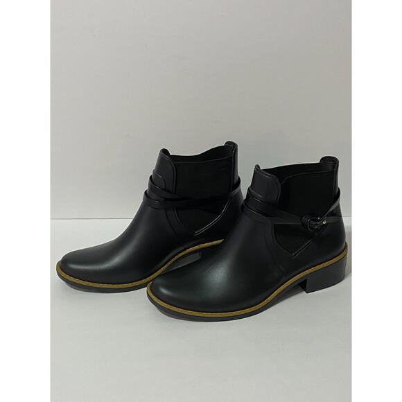 NWOB COLCCI Womens 8/9 Black Rubber Chelsea Boots Ankle Wrap Detail Riding Rain - Picture 3 of 6